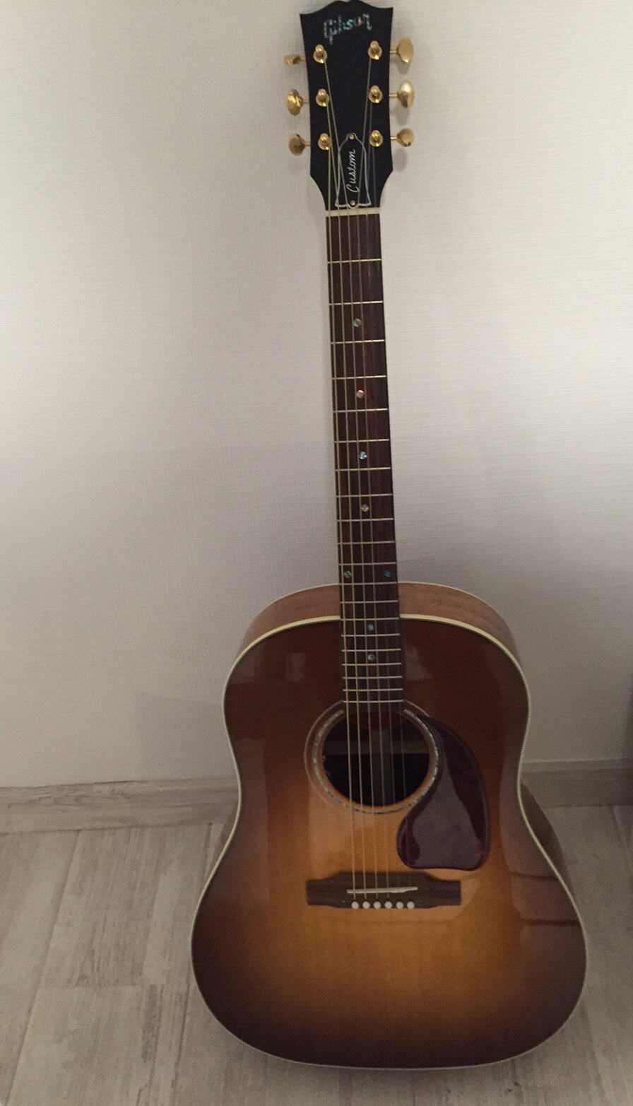 Gibson J-45